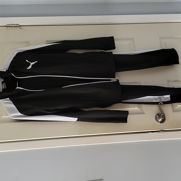 Puma Tracksuit - Picture 2 of 4